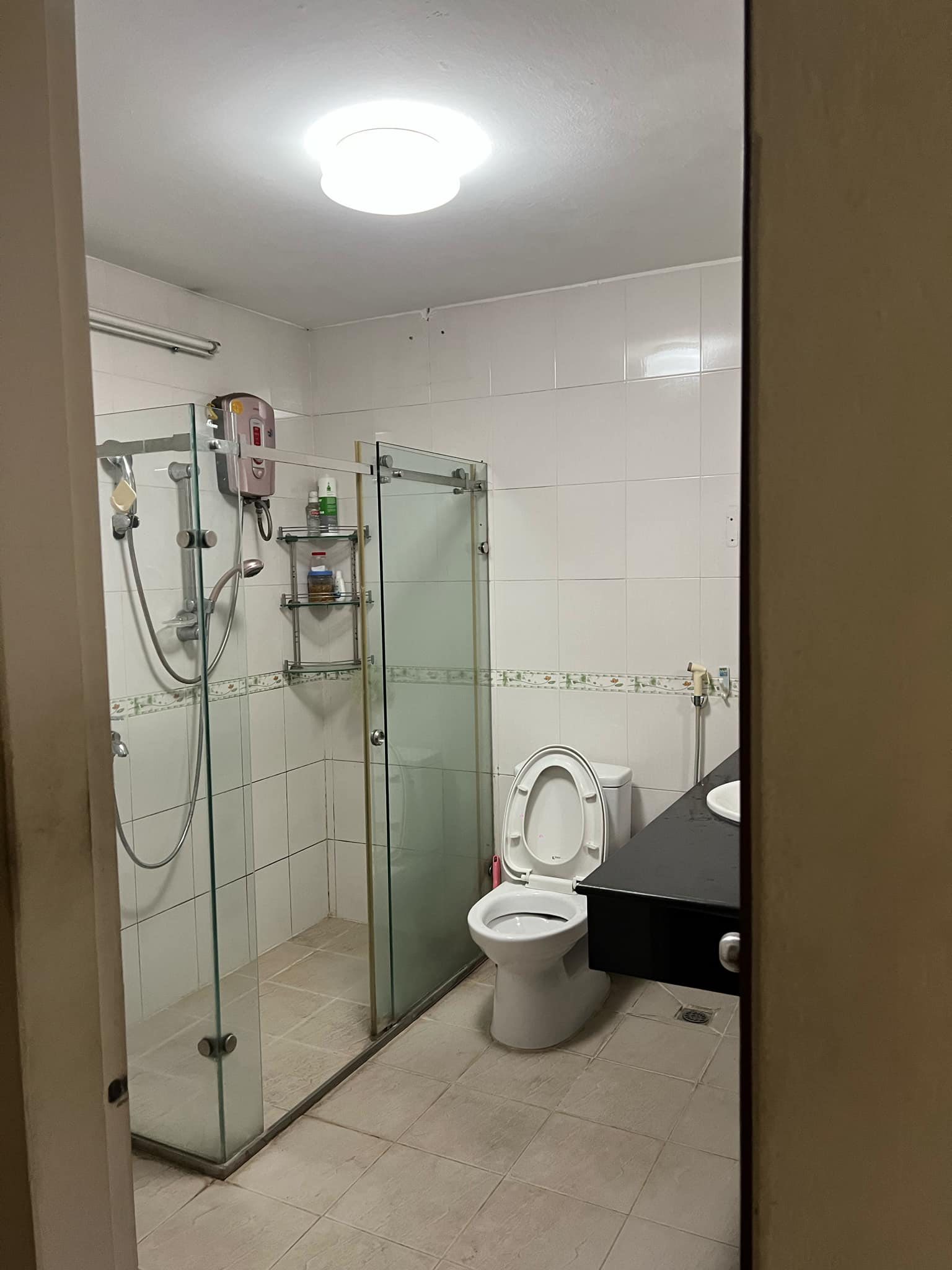 Cho thuê nhà ngõ ô tô Vũ Hữu, 3 tầng x 70m2, 4 ngủ, 15 Triệu, ở nhóm 8 người, VP c.ty - Ảnh 3